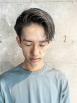 セクション(SECTION)&nbsp;グレージュカラー/ツーブロック/30代・40代・50代