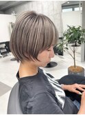 コンパクトミニマルショートヘア