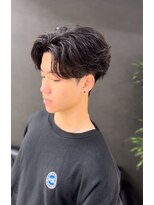 ブレイズ(BLAZE)&nbsp;パーマから1ヶ月後でもこのぐらい残るスタイル