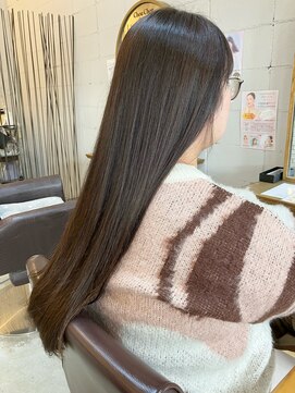 シュシュクルール(Chou Chou Couleur) 透明感カラー＆髪質改善トリートメント。