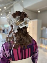 アーサス ヘアー デザイン 綾瀬店(Ursus hair Design by HEADLIGHT)&nbsp;卒業式用セットと袴の着付け