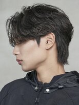 フィフス(fifth)&nbsp;原宿毛流れセンターパートニュアンスパーマビジネスヘア緩め◆