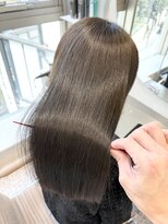 キュア 池袋(CURE) 8トーン透明感オリーブグレージュ×髪質改善 #036