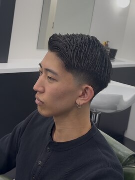 アストロ(ASTRO) 王道サイドパートスキンフェード