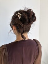 ルオラ(Luora) ふわふわヘアセット