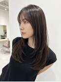 グレーベージュ