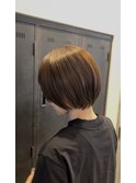 まとまり抜群の美シルエットショートボブ