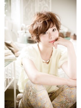 クラン(clan) 【clan】ノーブルカラーフェミニンボブ