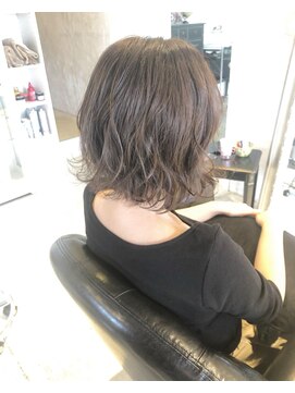 ヘアー アトリエ エゴン(hair atelier EGON) 外はねミディ