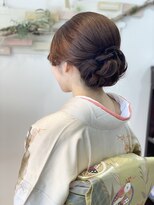 お宮参りに訪問着でシンプルシニヨン