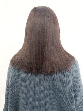 ココ 原宿(KOKO) 黒髪小顔クラゲヘアーオリーブグレーココアベージュ