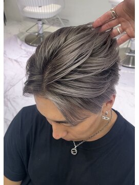 ディーン 栄店(DEAN) DEEN/シルバーグレー/シャドールツ/センターパート