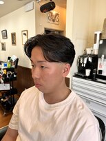 アパッシュ 春光本店(Apache) センターパートスタイル テーパーフェード