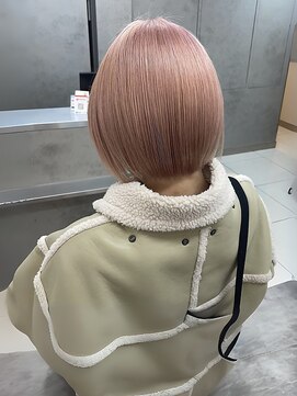 ヴェイン 渋谷(vain) ハイトーン　ボブカット　ピンクベージュ