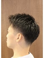 アザーハーフ(Other Half)&nbsp;ツーブロック×テーパーフェード　上品なツーブロックスタイル