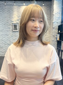 エン(YENN) 軽やかレイヤーで柔らかフェミニン