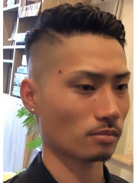 ギミーシェルター(GIMME SHELTER) 濡れパン七三パートスキンフェード