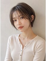エヌア(ENURE) 丸みショートで柔らかい雰囲気に