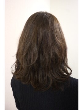 フィス(Fe's) シアーベージュ