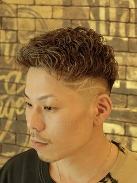 ヒロギンザバーバーショップ 丸の内店(HIRO GINZA BARBER SHOP) フェードパーマ【東京駅/フェード/バーバー/パーマ】