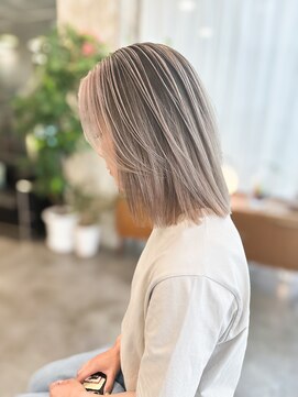 エレクシィ(ELEXY) ホワイトベージュ　バレイヤージュカラー