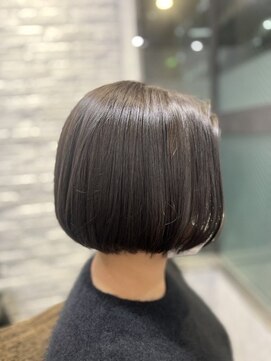 アリアバイエクラート 池袋店(ARiA by ECLART) ごく艶コンパクトボブ