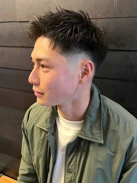 ディスイズバーバーセカンド(THIS IS BARBER 2nd) 刈り上げ スパイキーショート ツーブロック アップバング