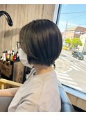 ショートボブ