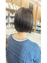 ブリスバイナチュラル(Bliss by Natural) 襟足ギリギリボブ グレージュ