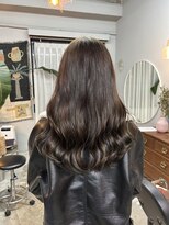 チャプター 問屋町(chapter)&nbsp;ブリーチなしカラーオリーブベージュ顔まわりレイヤーカット韓国