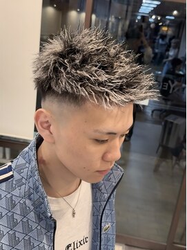 イエローコーン 金沢文庫店(YELLOW CORN) ホワイトメッシュパーマ/スキンフェード/メンズハイライトパーマ