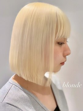 ベレーザ 渋谷(BELEZA) 16351ブリーチ＆ダブルカラーホワイトブロンド金髪ハッシュボブ