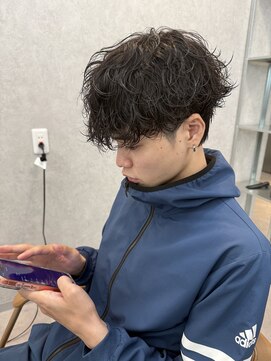 ジーナ 天神(Zina) シャドウパーマ/波巻きパーマ/メンズマッシュ