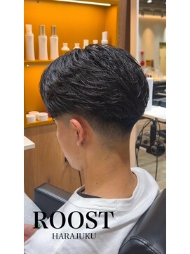 ルースト 原宿店(ROOST) MEN’S HAIR/サーフカール/刈り上げセンターパート/渋谷/原宿