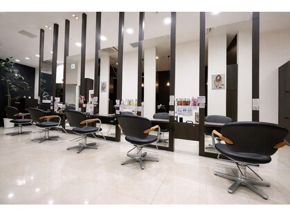 フィールエー レキシントンプラザ店(feel.a)の写真