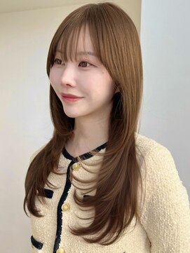 バイオレット 表参道店(Violet) ミディアムレイヤーハッシュレイヤー顔周りカットグレージュ触覚