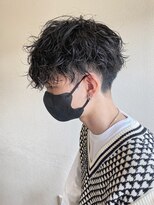 コモレビ(komorebi) 【山本智文】V字マッシュツイストスパイラルパーマ