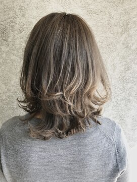 ヴィコロ(vicolo) ミディアムなウルフ