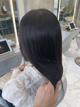 ロンドルーチェ 心斎橋(Lond luce) ダークアッシュ/ミディアムレイヤーカット［髪質改善/縮毛矯正］