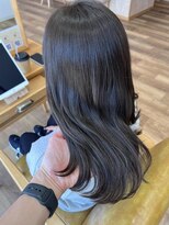 リアン(Lien)&nbsp;ツヤ髪 × ミディアムスタイル[髪質改善/縮毛矯正]