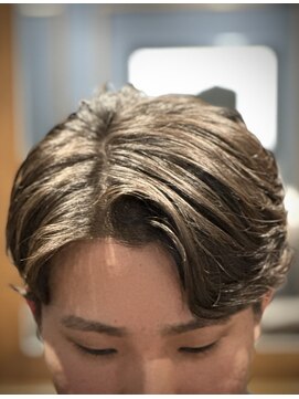 銀座 シノ 本店(shino) <理容室>ニュアンスパーマ　センターパート　刈り上げ　バーバー