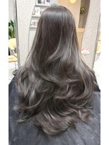 天神美容室&nbsp;【KASUMI天神美容室】透明感カラー×海外レイヤー