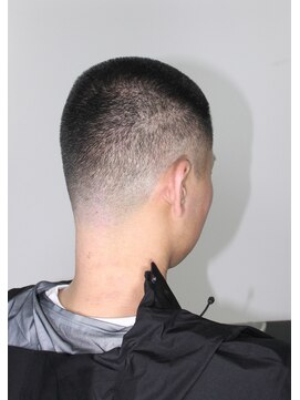 エルム スキンフェード