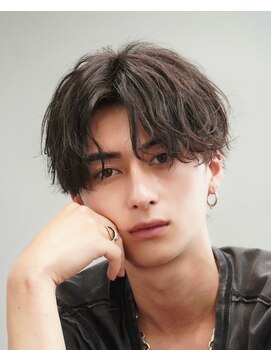 ゴールド 京都 三条(GOALD) 緩めスパイラルセンターパート