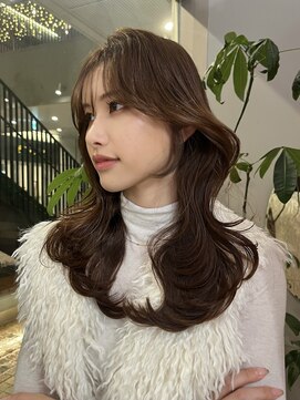 クム(kumu) 【kumu】レイヤーカット/オリーブ/ベージュ/グレージュ/透明感