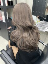 エゴル ナゴヤサカエ(ENGOL NAGOYA SAKAE)&nbsp;【手島カミラ】1ブリーチで作るグレージュ