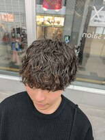 オムデュー(HOMME DEUX) 波巻きシャドウパーマ