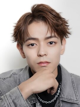 ミヤビ(MIYAVI) フェザーパーマアクティブショート