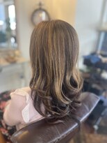 スニップヘア(snip hair) 白髪ぼかしハイライト