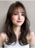 ワンホンレイヤーイメチェン小顔カット斜めバング大人可愛い